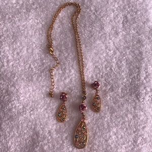 Necklace and matching Earrings
